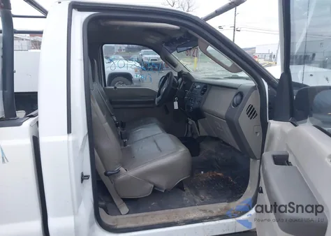 2008 Ford F-250 Xl/Xlt z USA, uszkodzony, nr VIN 1FTNF20588ED69358